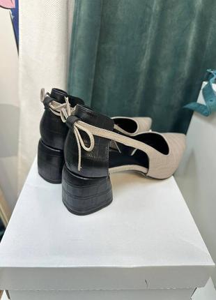 Туфлі жіночі з натуральної шкіри3 фото