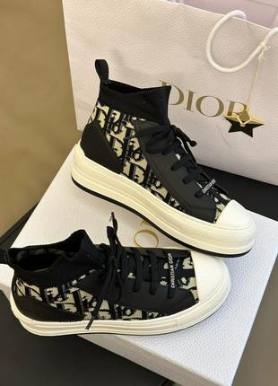 Женские синие текстильные кеды walk'n'dior на платформе с принтом сhristian dior oblique с надписью3 фото