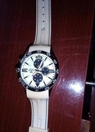 Брендові кварцові іспанські чоловічі жіночі годинник viceroy 432.