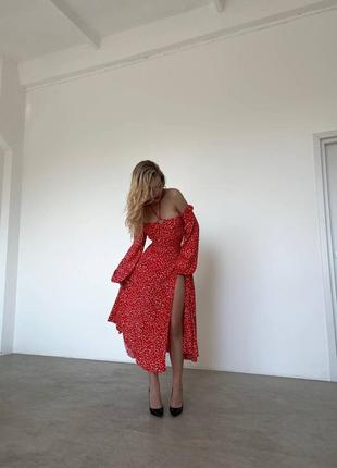 Стильное женское платье тренд красное длинное с длинным рукавом легкое с разрезом