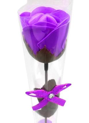 Мильна троянда в подарунковій упаковці фіолетова
