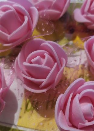 Троянди з фомірану 3,5 см рожеві з фатином1 фото