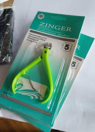 Кусачки zinger із пластиковими ручками зелені