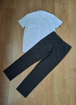 Нарядный набор для мальчика/серые брюки для мальчика /белая рубашка с коротким рукавом для мальчика7 фото