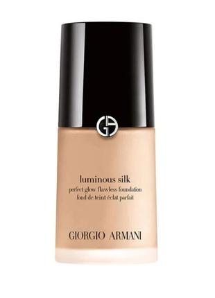 Стійка тональна основа giorgio armani luminous silk 5, об‘єм 30 ml.