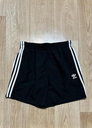 Adidas originals 3 stripes шорты оригинал!2 фото