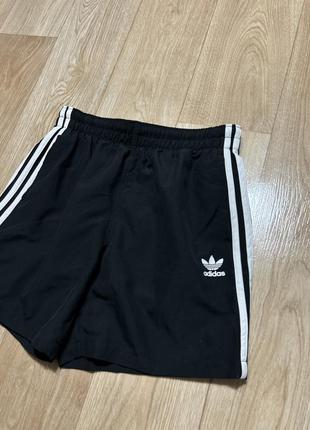 Adidas originals 3 stripes шорты оригинал!3 фото