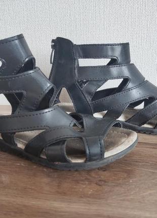 Босоніжки сандалі чорні р.30 18см