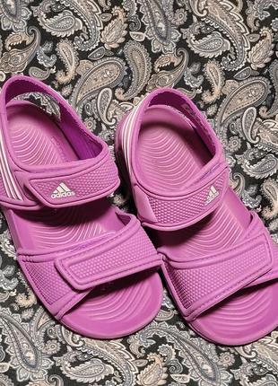 Босоніжки adidas ,розмір 26.1 фото