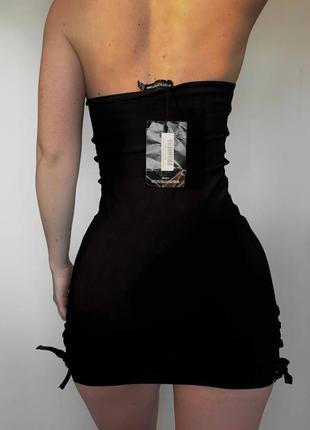 Чёрное мини платье с шнуровкой по бокам и корсетом2 фото