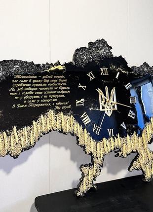 Часы настенные из эпоксидной смолы "карта украины" 40x25 см