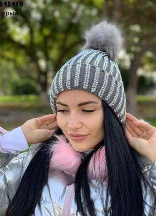 Жіноча шапка