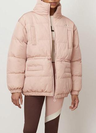 Стильный модный розовый пуховик спортивная куртка fila из затяжкой на поясе оригинал6 фото