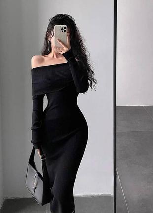 Жіноча довга сукня в обтяжку стильна підкреслює фігуру відкриті плечі в рубчик довгий рукав чорний