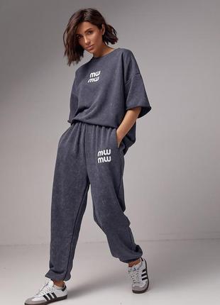 Спортивный костюм в технике тай-дай с принтом miu miu,8 фото