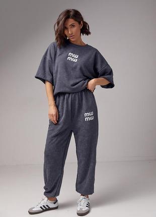 Спортивный костюм в технике тай-дай с принтом miu miu,7 фото