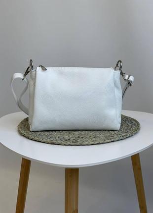 Жіноча сумка з натуральної шкіри на три відділення італійського бренду borse in pelle.10 фото