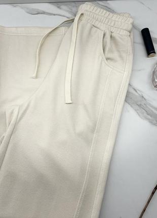 Брюки свободного кроя