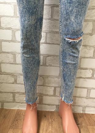 Плотные джинсы с высокой талией bershka3 фото