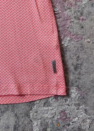 Тед бейкер

футболка-поло fliyte ss rectangle geo print kоралловый

розовый ted baker(размер 4)9 фото