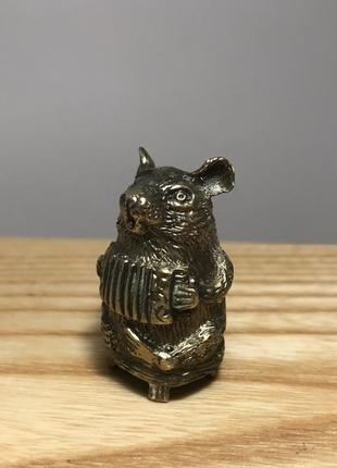 Наперсток бронза "миша з баяном"2 фото