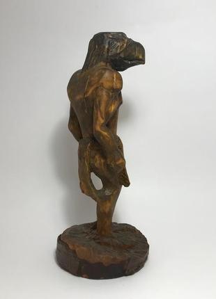 Скульптура ′индеец орел′ деревянная8 фото
