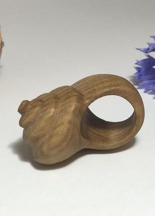 Кольцо деревянное из ясеня ракушка9 фото