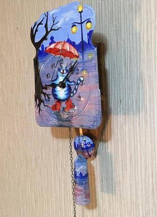 Расписные часы. часы с авторской росписью ходики настенные механические "котик с зонтом"9 фото