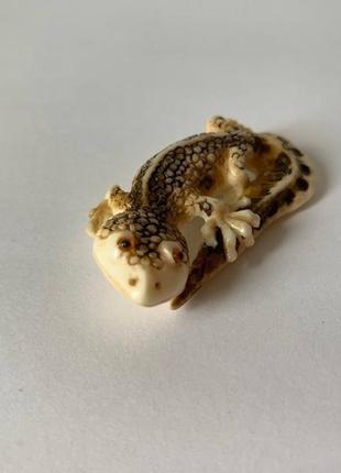 Брошь ′ящерица геккон′ из бивня моржа9 фото