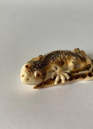 Брошь ′ящерица геккон′ из бивня моржа6 фото