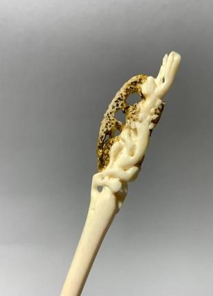 Шпилька для волос из кости ′ящерица геккон′2 фото