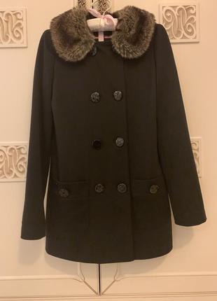 Стильное женское пальто