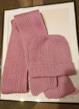 Стильная, демисезонная шапочка бини,  розово-сиреневого цвета.6 фото