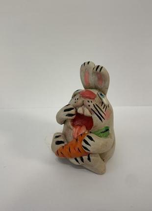 Скульптура керамическая, статуэтка из керамики, фигурка из керамики "заєць", "кролик"1 фото