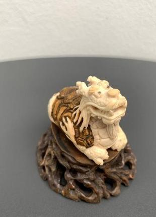 Авторская статуэтка фигурка "черепаха-дракон" из рога оленя9 фото