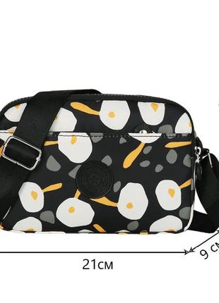 Женская сумка кросс-боди "sport" черная с цветами2 фото