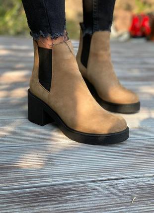 Нубуковые ботинки ручной работы