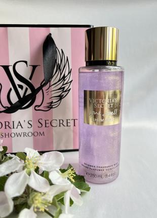 Спрей для тела victoria's secret love spell shimmer