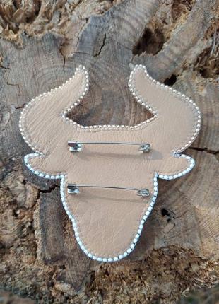 Брошка з бісеру ,"бик" 4