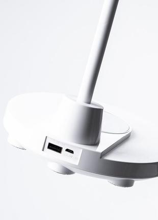 Настільна світлодіодна лампа на гнучкій ніжці сенсорне керування