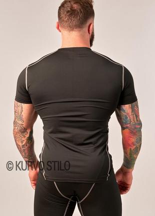 Мужская спортивная компрессионная футболка under armour, цвет черный, разные размеры5 фото