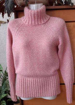 Гарний пухнастий светр освіжного кольору2 фото