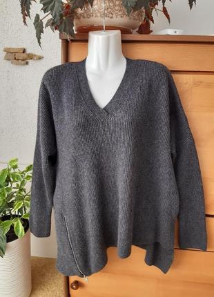 Стильний дизайнерський светр оверсайз дорогого бренду3 фото