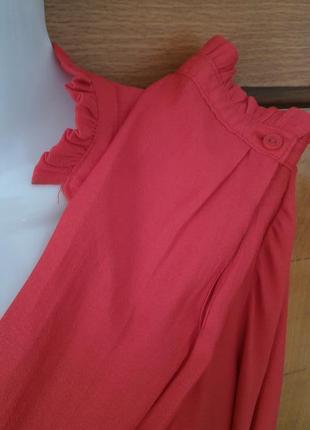 Красива червона блуза3 фото