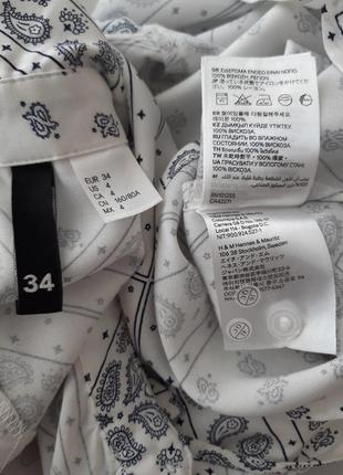 Легка блузка в актуальний платочный принт2 фото