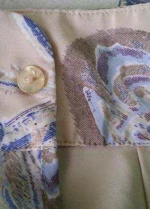 Ніжна весняна блузка, розрізи з боків2 фото