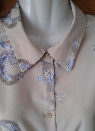Ніжна весняна блузка, розрізи з боків4 фото