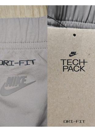 Женские спортивные штаны nike sportswear dri-fit tech pack новые оригинал10 фото