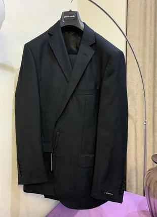 Мужской костюм  pierre cardin