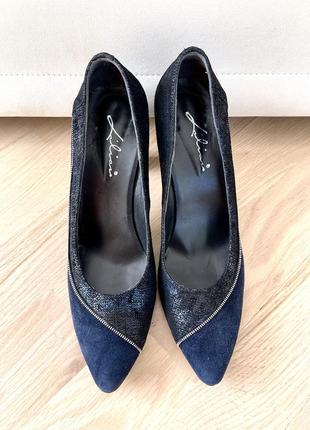 Lilian италия туфли лодочки синие острый носок зауженный толстый каблук